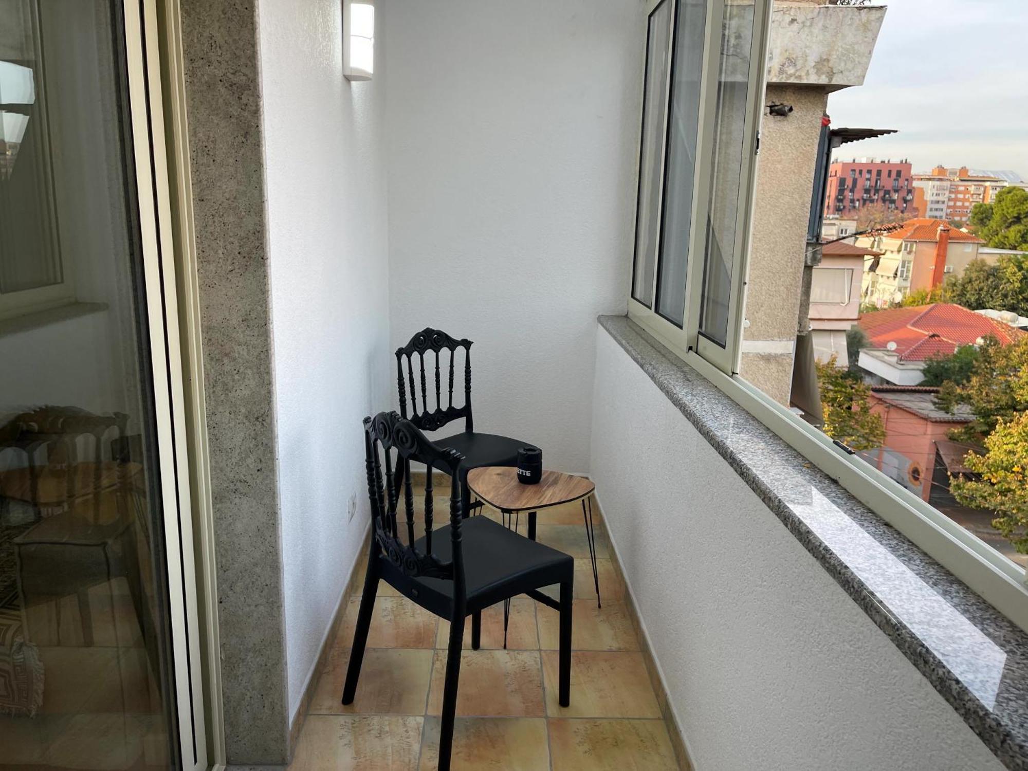 Wanderlust Bazaar Apartment Tirana Exterior photo